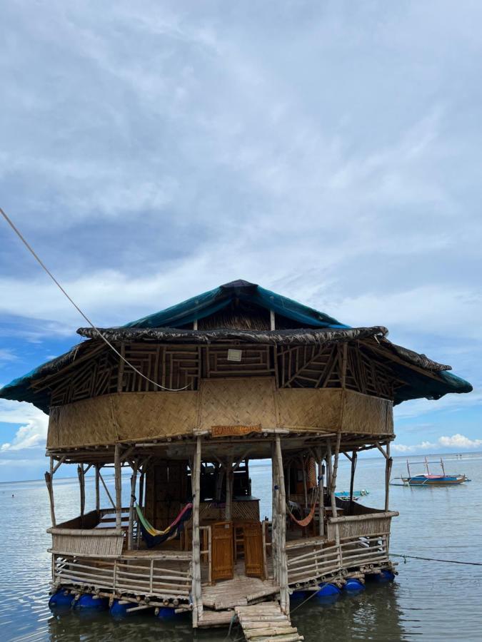 Bamboo Nest Beachfront Puerto Princesa Kültér fotó