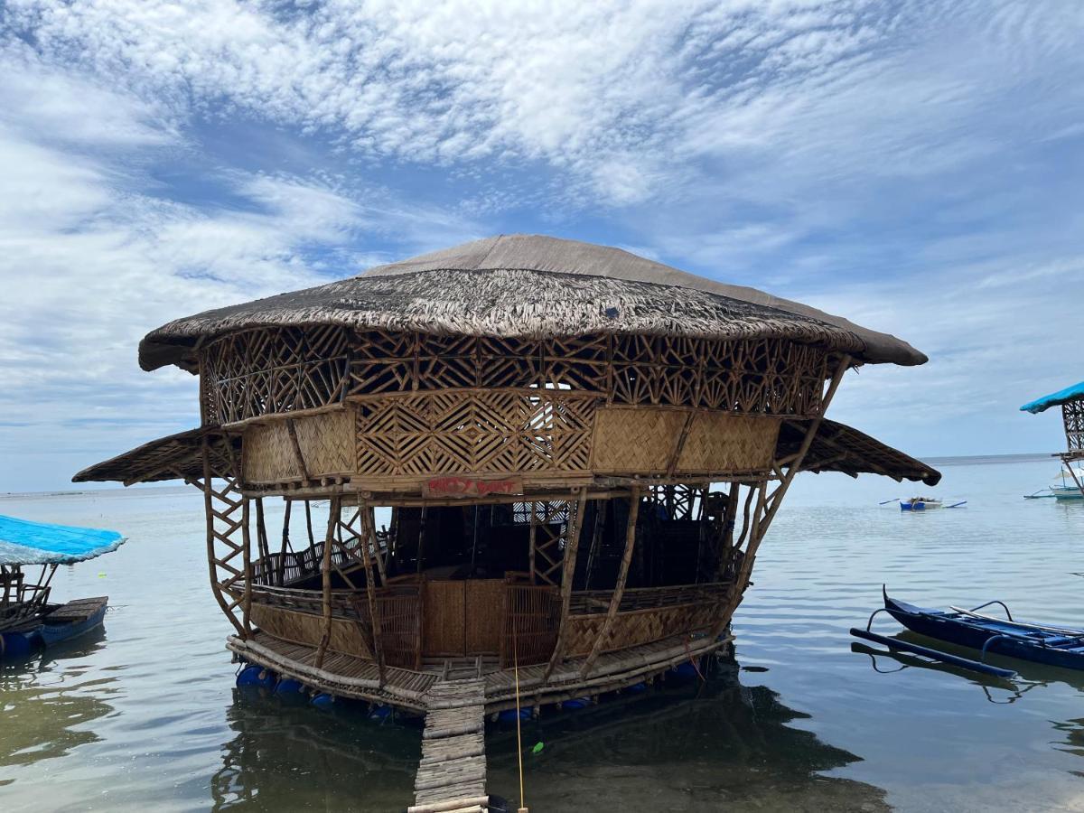 Bamboo Nest Beachfront Puerto Princesa Kültér fotó