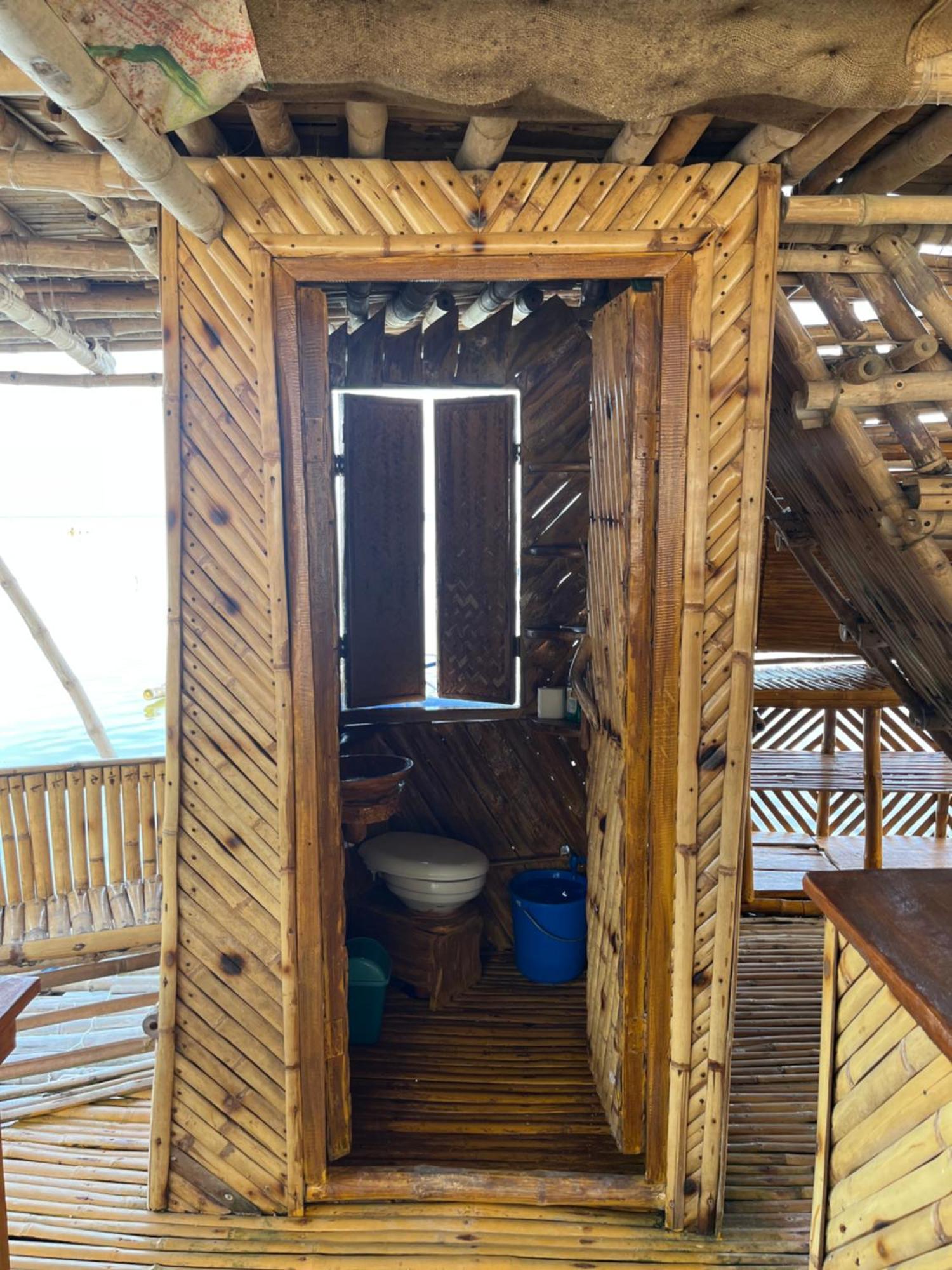Bamboo Nest Beachfront Puerto Princesa Kültér fotó