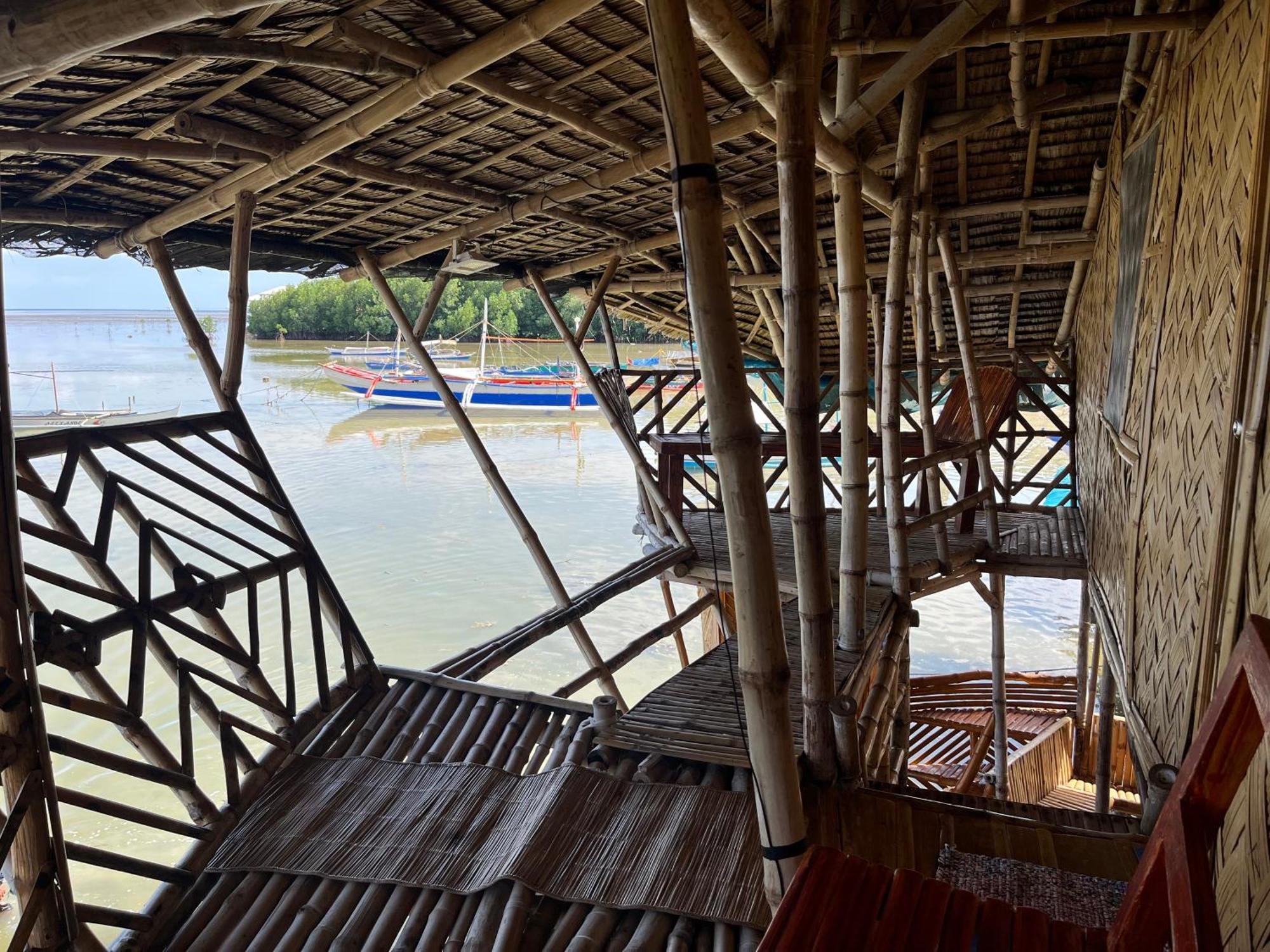 Bamboo Nest Beachfront Puerto Princesa Kültér fotó