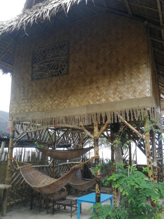 Bamboo Nest Beachfront Puerto Princesa Kültér fotó